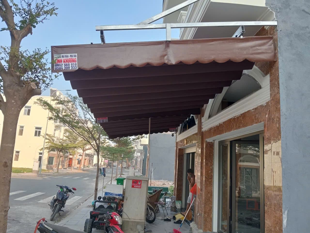 Mái Hiên Nhà Phố Thi công mái hiên nhà phố tại TP.HCM